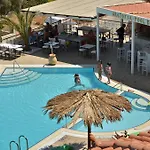 Lejlighedshotel Aretousa 4*