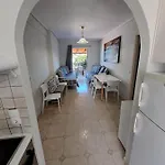 Aretousa Lejlighedshotel Tolón