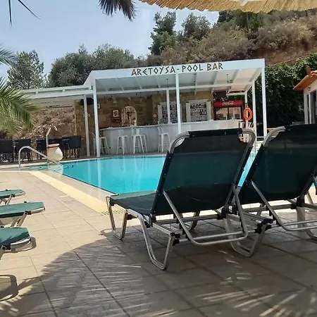 Lejlighedshotel Aretousa