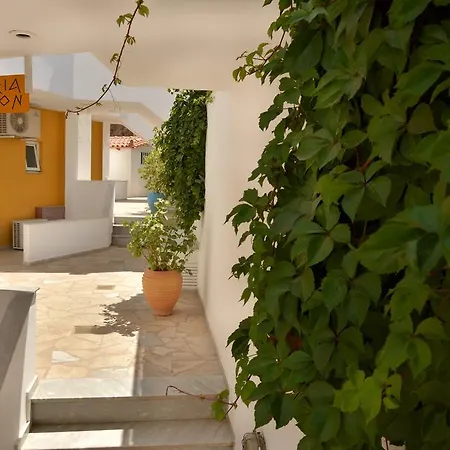 Aretousa Lejlighedshotel 2*