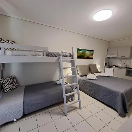 Lejlighedshotel Aretousa 2*