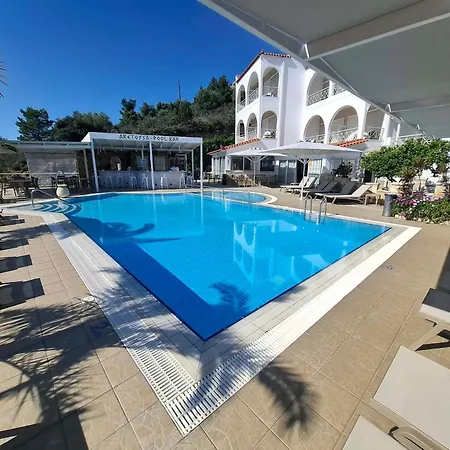 Hotel apartamentowy Aretousa 4*