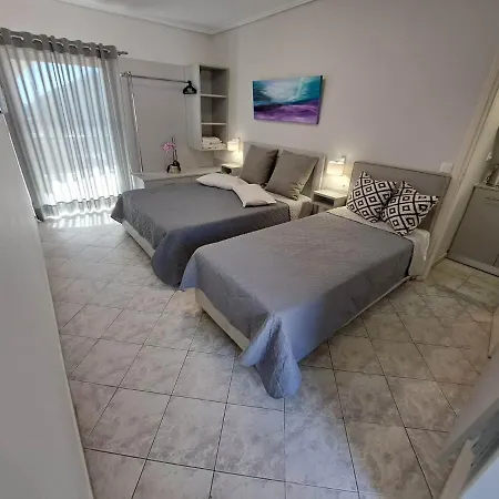 מלון דירות Aretousa