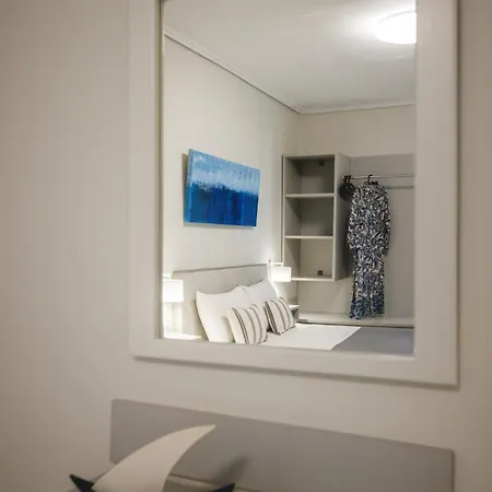 Aparthotel Aretousa