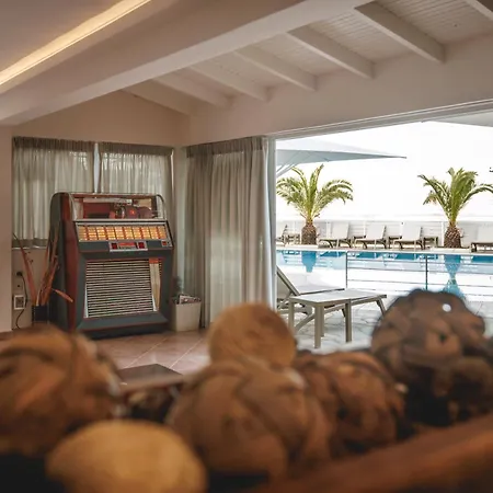 Apartmanhotel Aretousa Toló