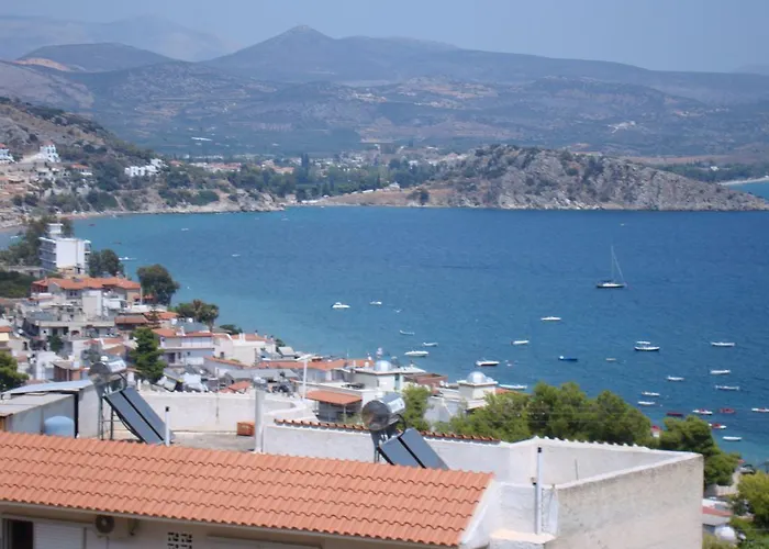 阿雷多莎公寓式酒店 托隆