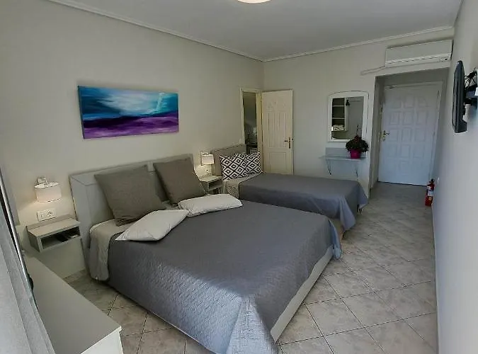 Aparthotel Aretousa 4*