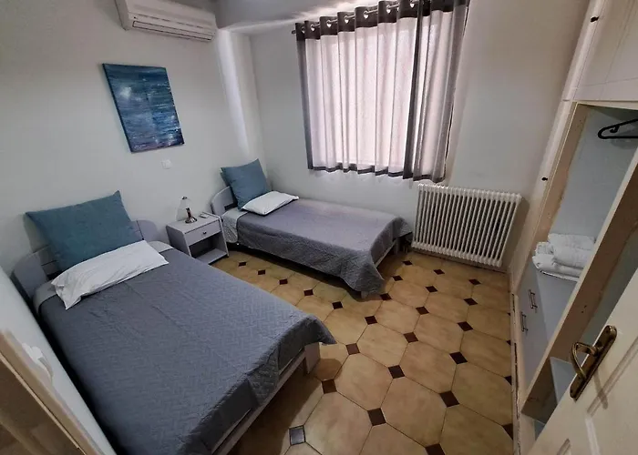Aretousa Aparthotel 4*