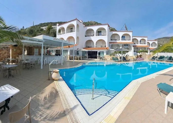Aparthotel Aretousa 4*